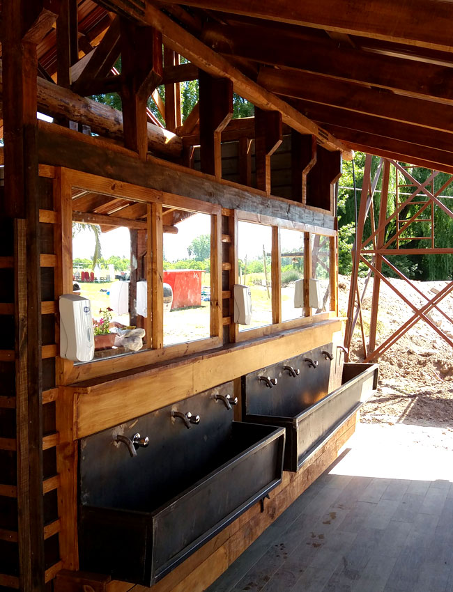 BuinZoo La Granja (Baño temático) – AMAROK | LogHomes , Smallhouse